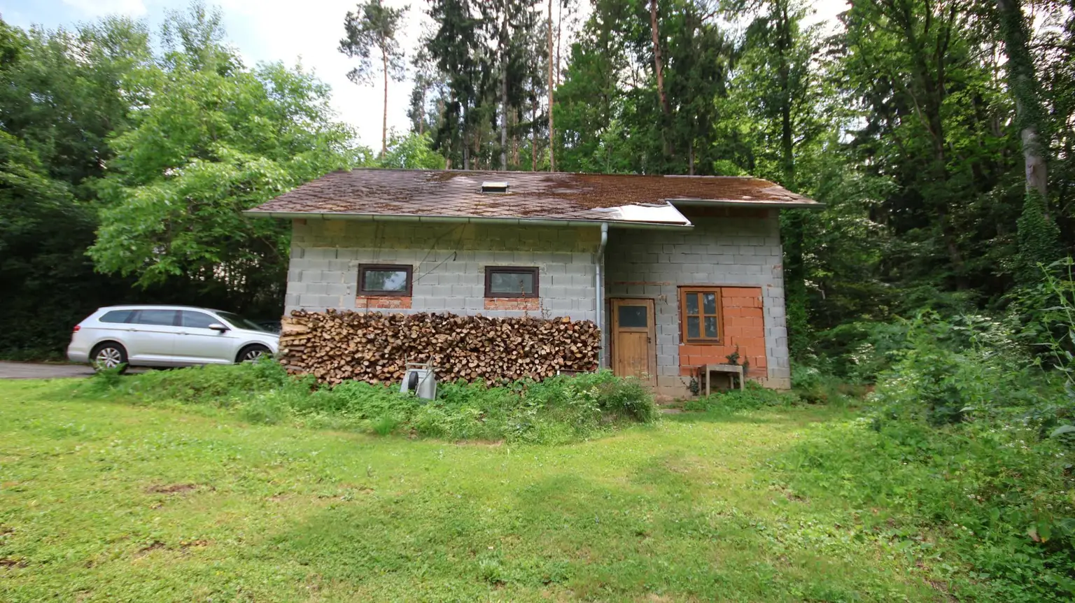 Ansicht Nebengebäude - Garage