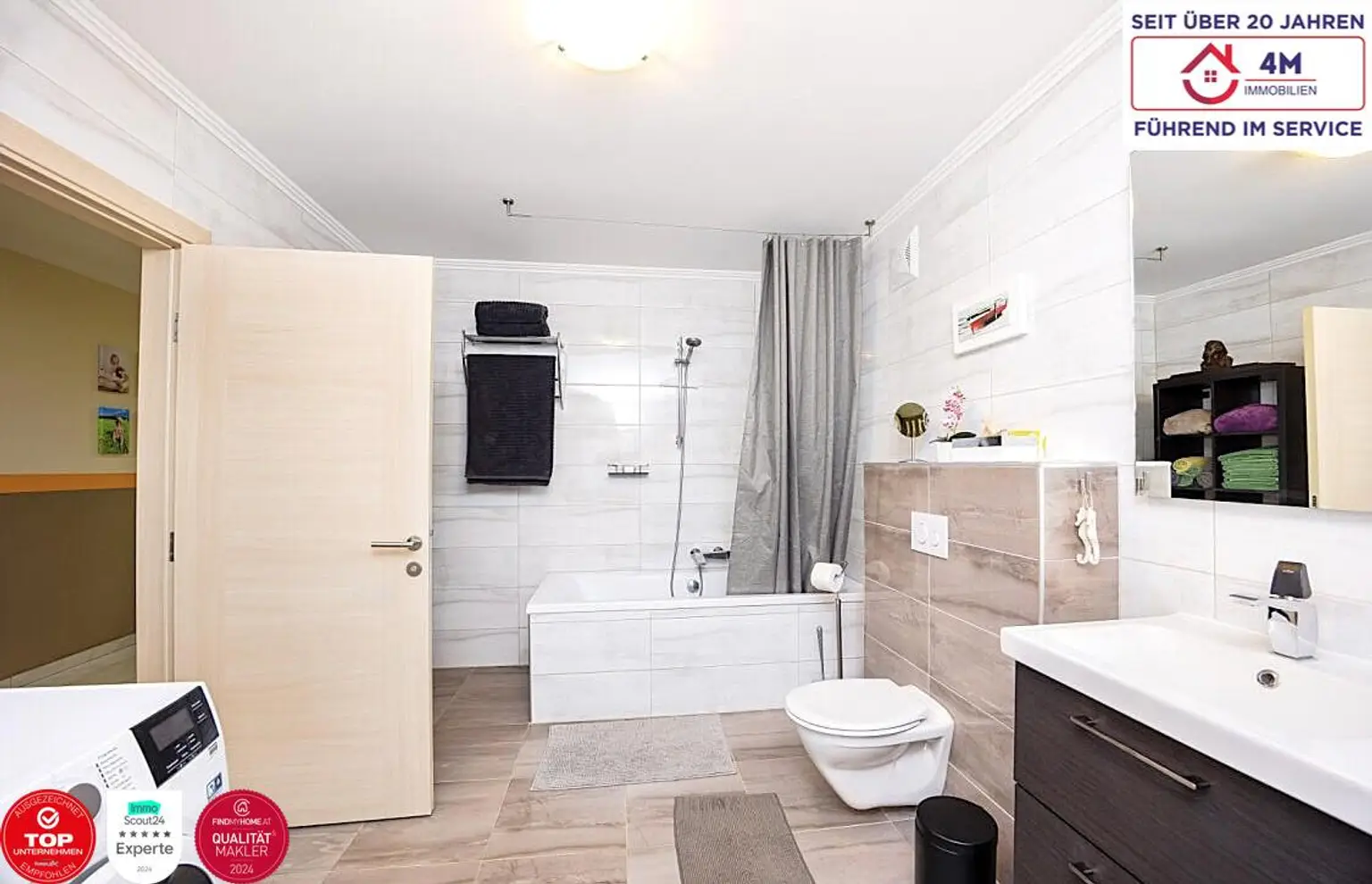 4-Zimmer-Dachgeschosswohnung (Bj. 2017) mit 17 m² Dachterrasse, 8 m² Balkon & Schneebergblick