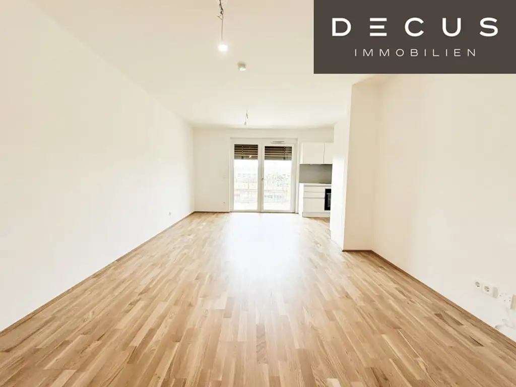 / BALKON / 3  ZIMMER / VERFÜGBAR AB SOFORT / ZENTRAL BEGEHBAR