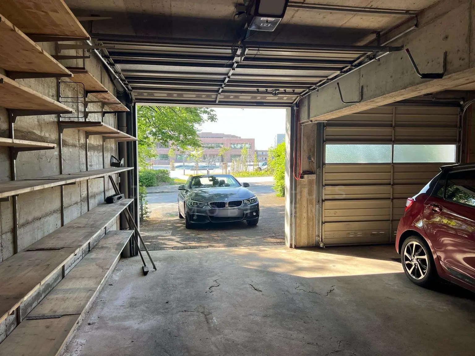 große Garage