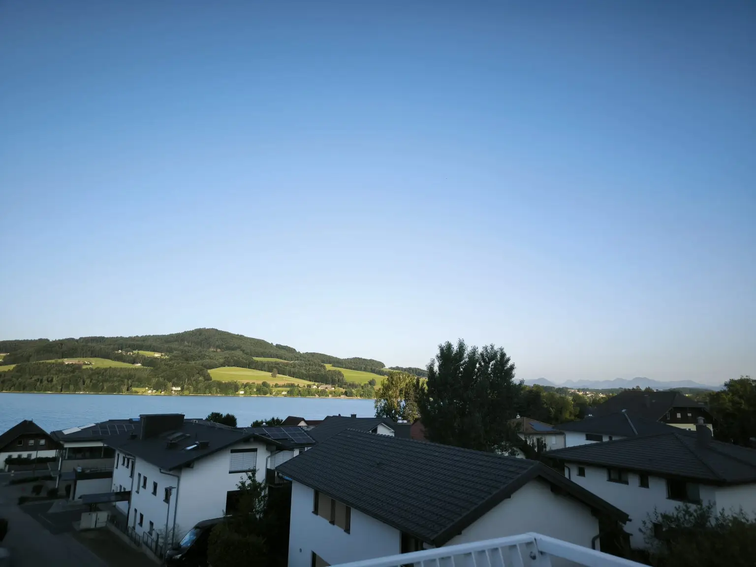 Modernes Architektenhaus mit Seeblick