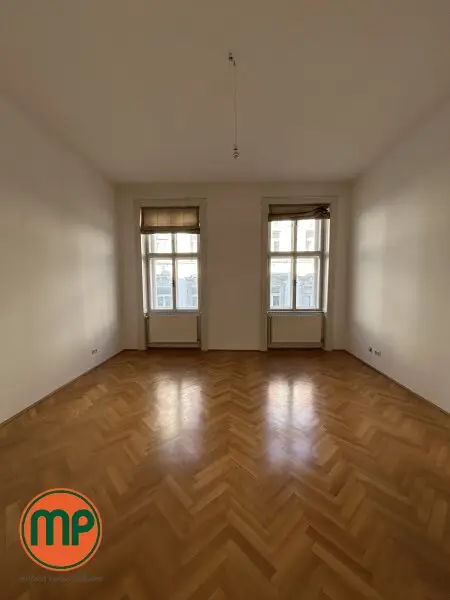 Beste Lage trifft Altbaucharme - 2 Zimmerwohnung am Schwarzenbergplatz