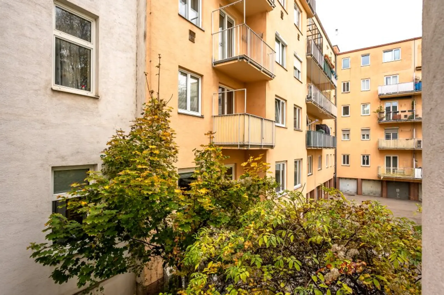++Fasangarten++ Altbau mit Potenzial – 2 Zimmer zum Sanieren