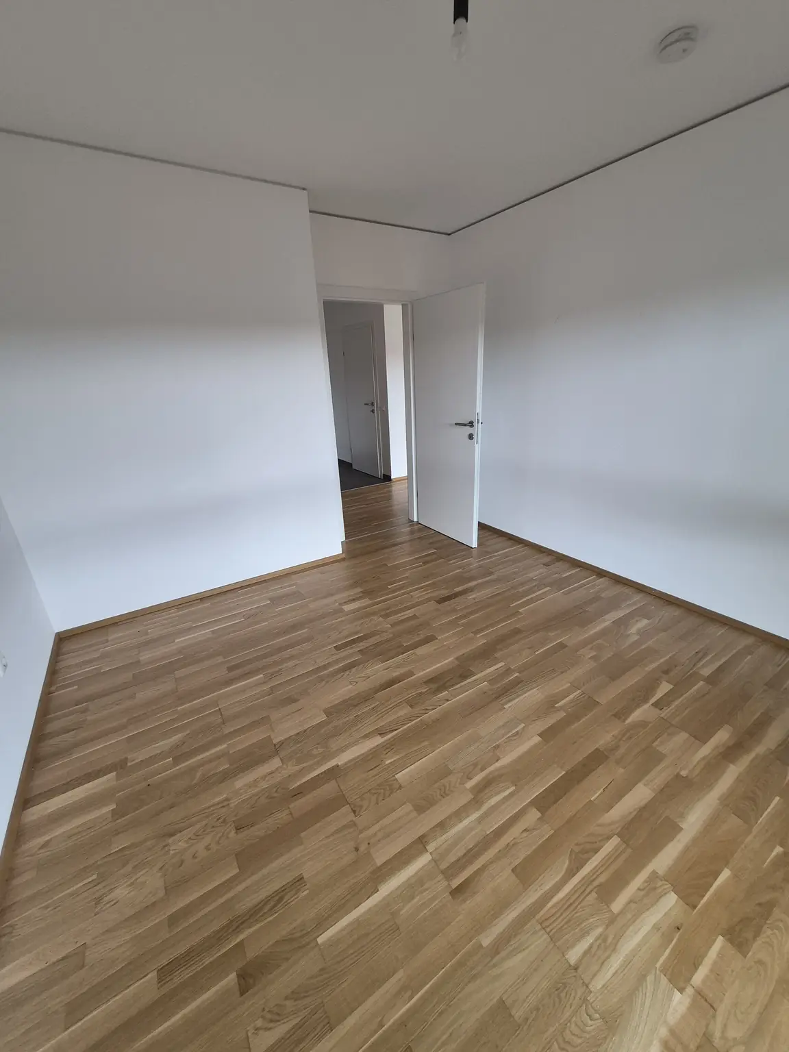 Neubau: Ca. 54 m² Wohnung mit Balkon nach Südwesten ausgerichtet