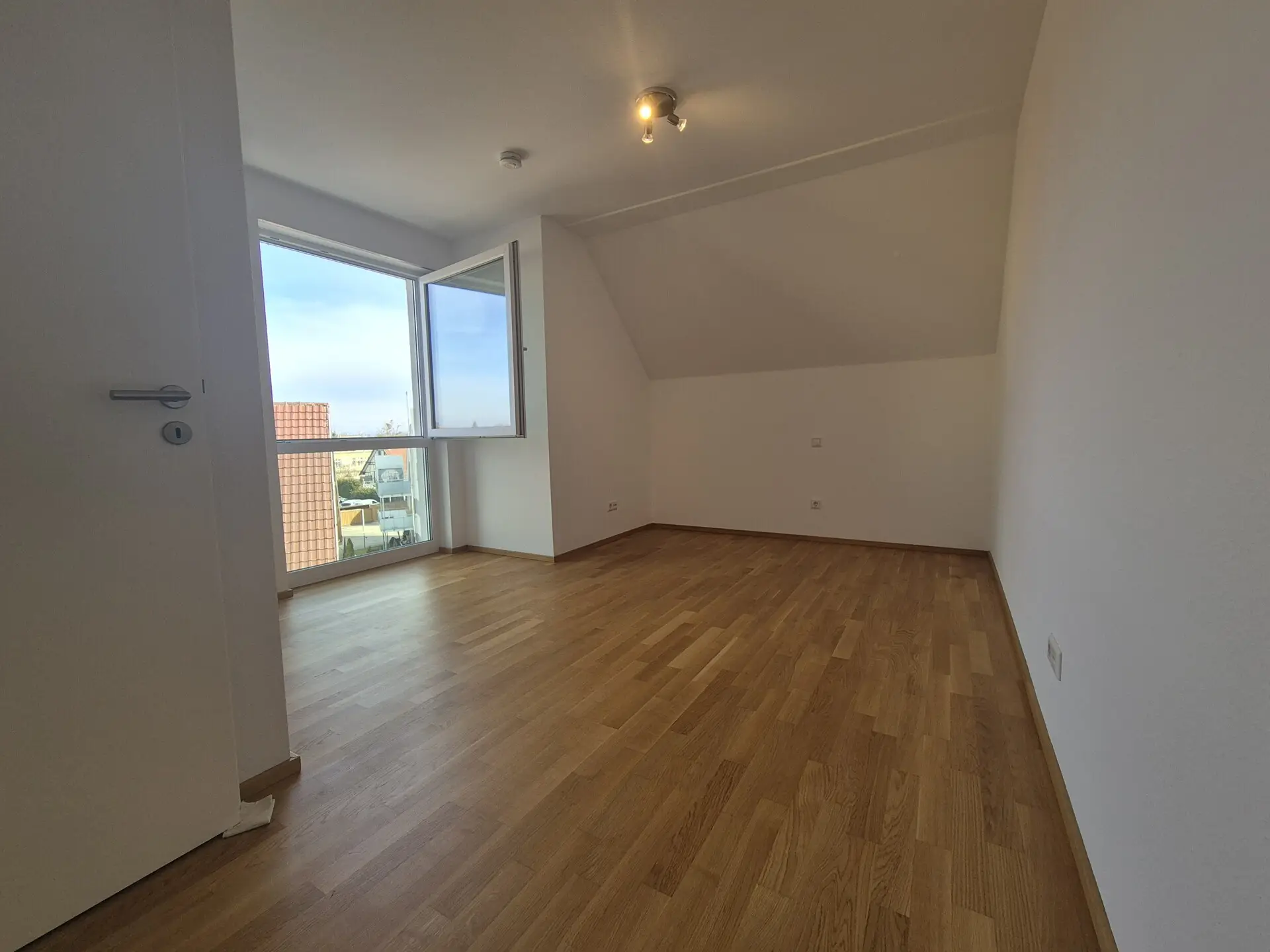 bedroom2