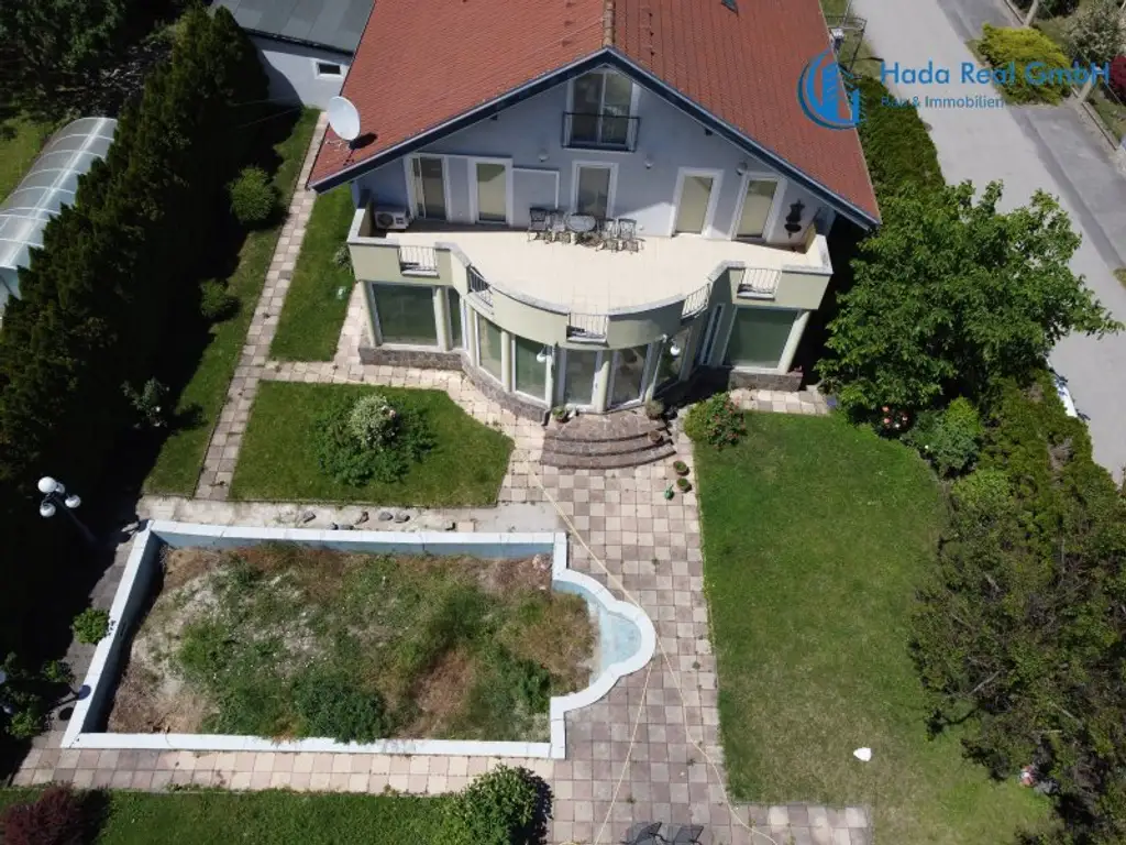 Großzügiges 7-Zimmer-Haus in Ebreichsdorf mit Terrasse, Garage & moderner Ausstattung!