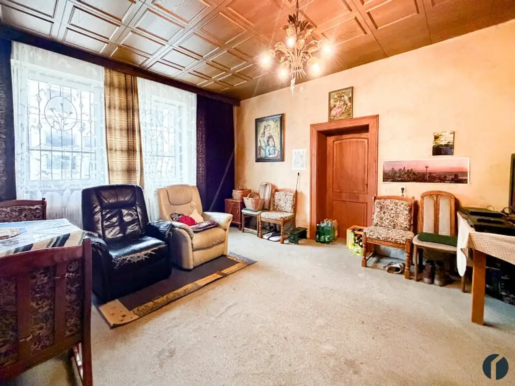 Charmanter Altbau mit Potential und großem Garten