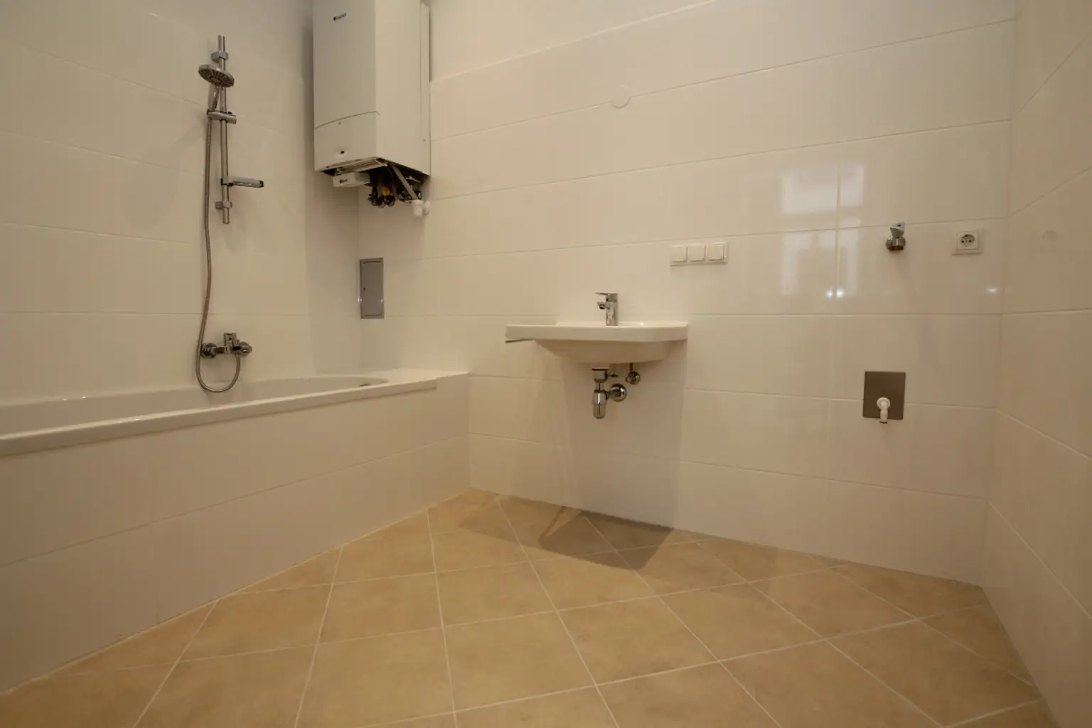 IMG_7765 | ZWEI Zimmer Wohnung - unbefristete Hauptmiete | Prima Service Immobilien