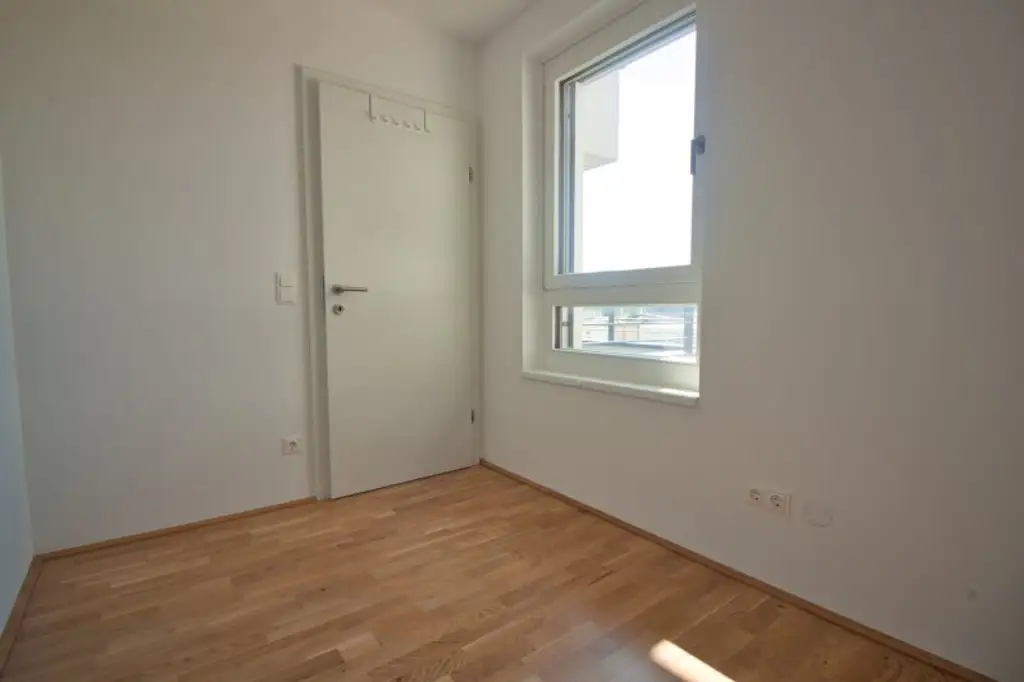 Wohnen trifft Arbeiten – 2,5-Zimmer-Wohnung mit Balkon & angrenzendem Büro mit separatem Zugang