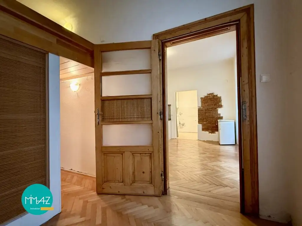 Urban & ruhig zugleich! Helle 2-Zimmerwohnung mit Altbauflair & 3-Meter-Raumhöhe! Sehr gute Infrastruktur!