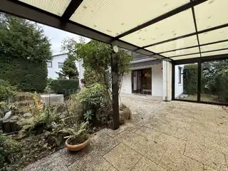 Überdachte Terrasse