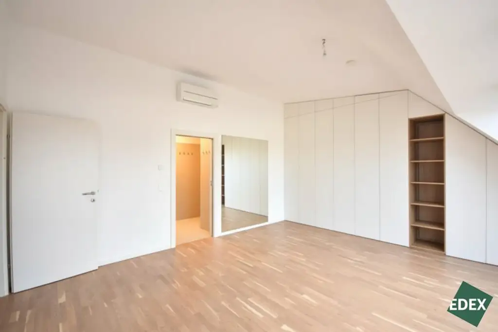 Klimatisierte 4-Zimmer-Wohnung mit Terrasse nahe der Wiener Innenstadt (optional mit PKW-Stellplatz)