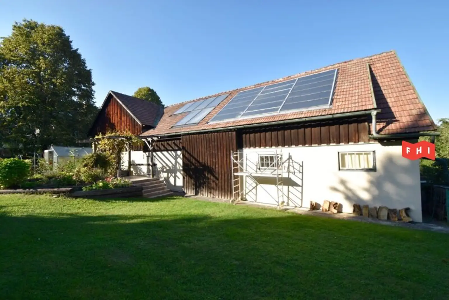 Bauernhausidylle im Wienerwald nahe dem Naturpark Föhrenberge