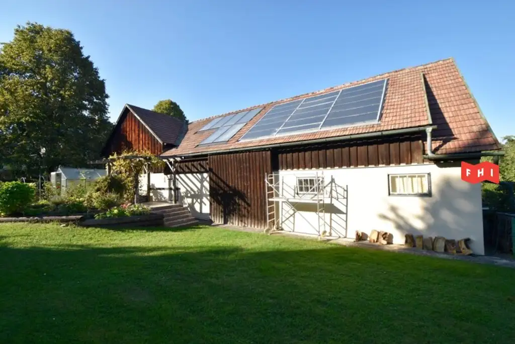 Bauernhausidylle im Wienerwald nahe dem Naturpark Föhrenberge