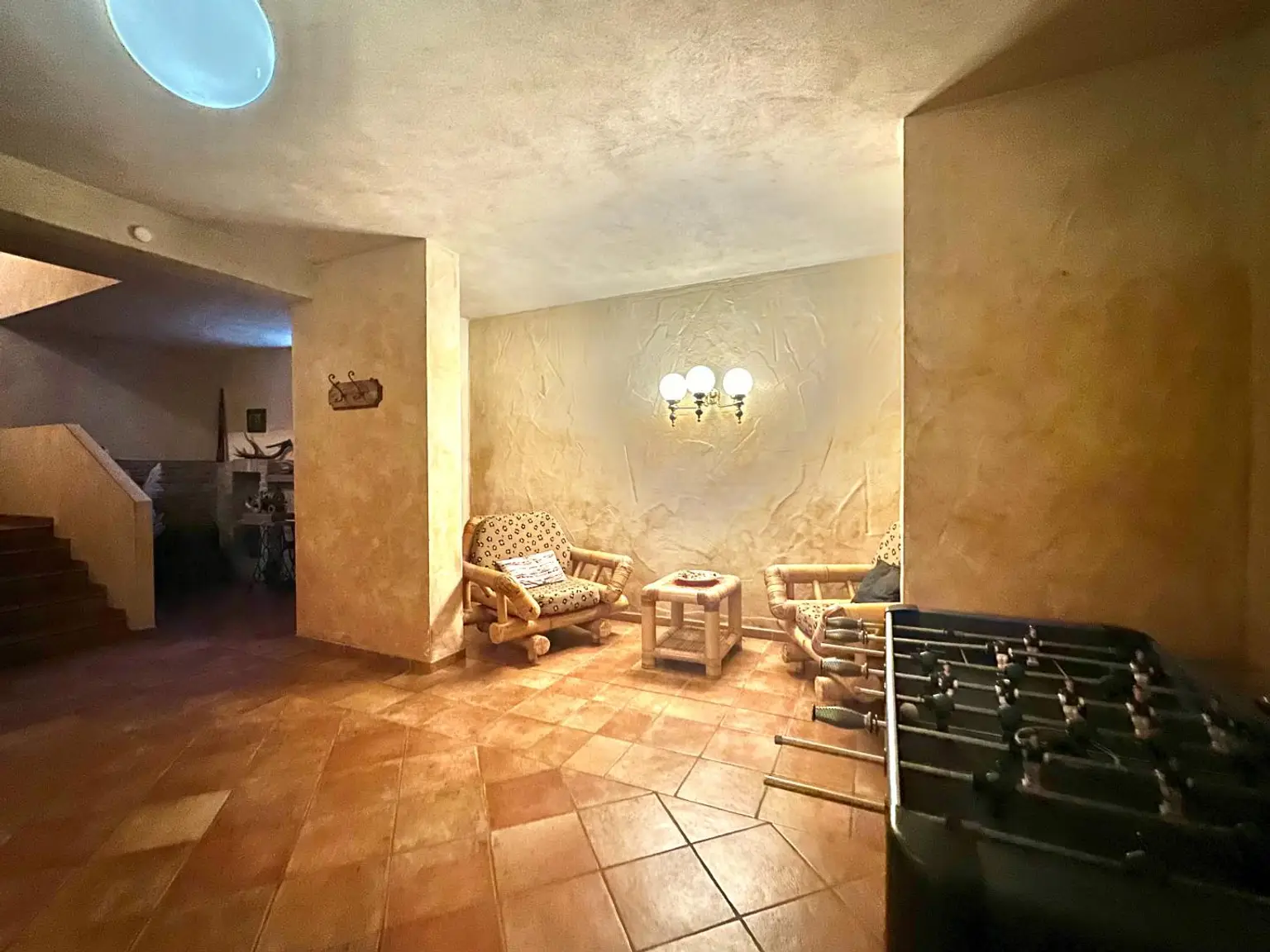 KG Vorraum mit Aufenthaltsbereich