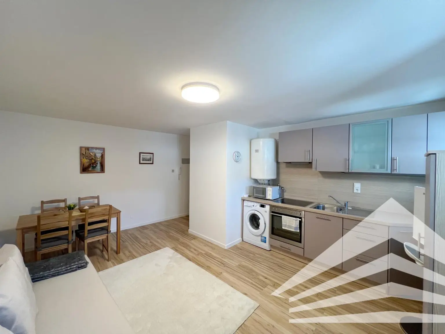 Charmante, gemütliche 2-Zimmer Gartenwohnung mit Terrasse im Linzer Stadtzentrum!