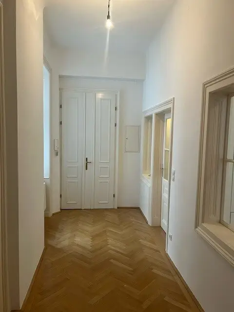 Moderne, ruhige 2-Zimmer Altbauwohnung nahe Naschmarkt