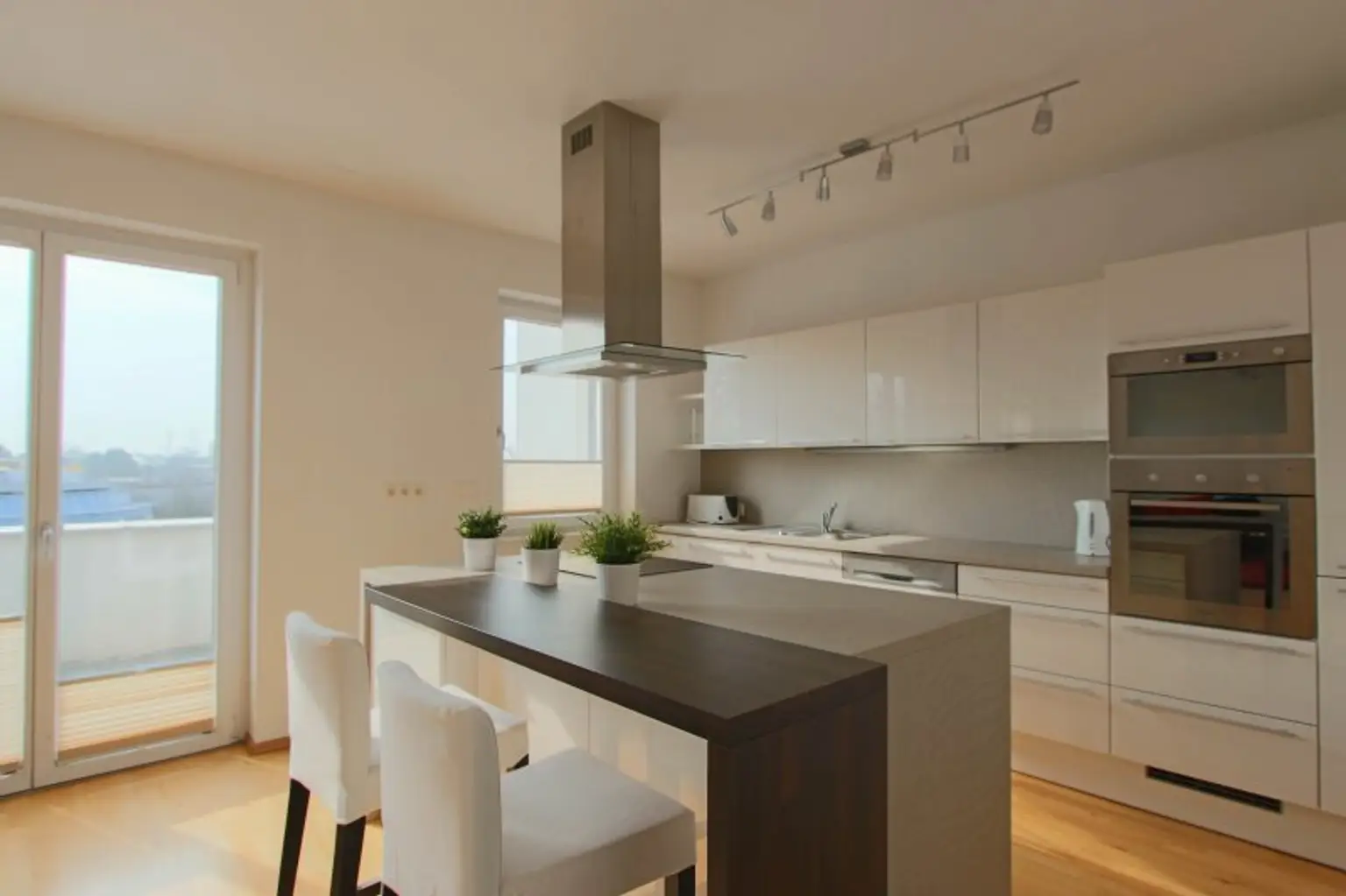 Wohnbereich mit offener Küche