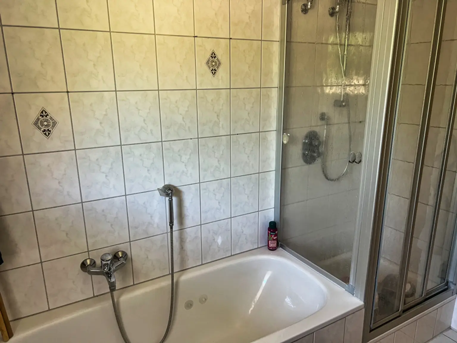 Leben mit Platz, Ruhe und Gartenidylle in Haren / Erika!