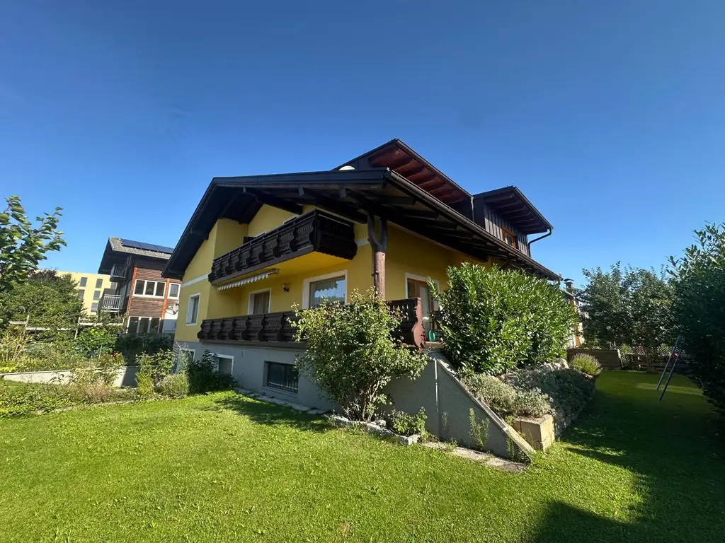 Mehrparteienhaus in zentraler Lage in Gmunden