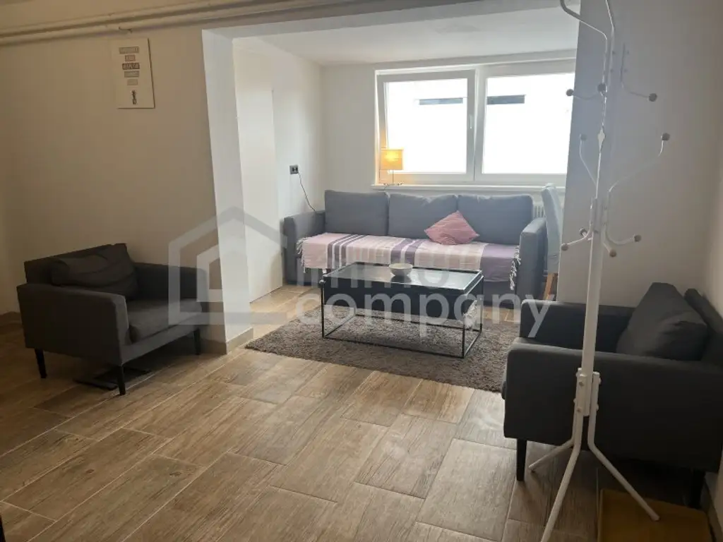 NEUER PREIS !! - Für ANLEGER: HOHE RENDITE !! Modernisiert, sehr ruhig !