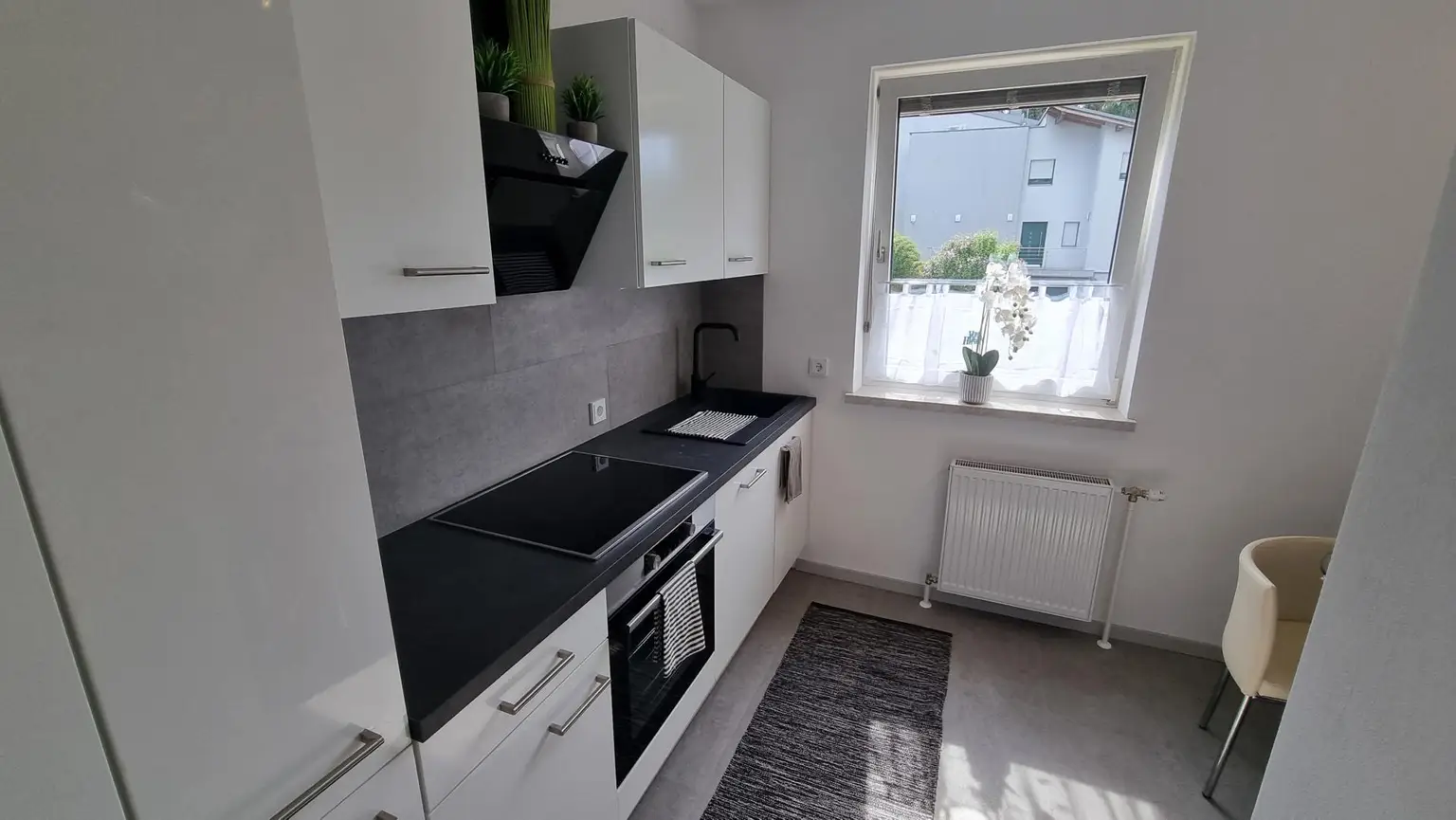 Charmantes Einfamilienhaus in ruhiger Grünlage – innen renoviert und bezugsbereit