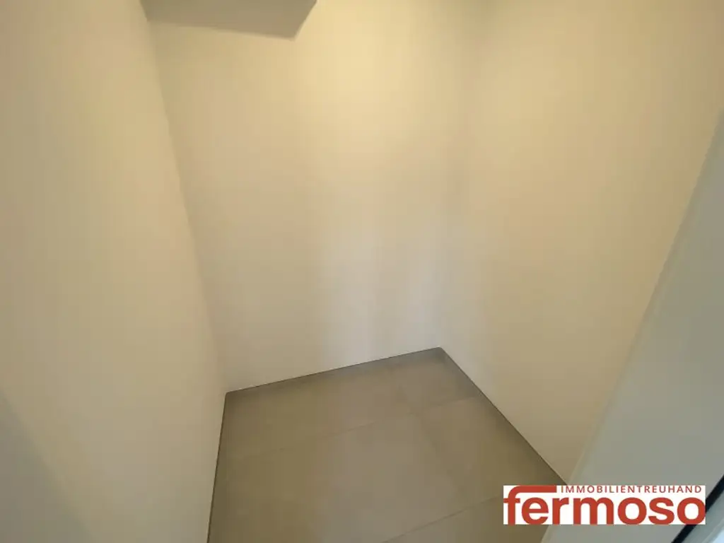 Großzügige 2- Zimmer Balkonwohnung mit optionalem Eigengarten