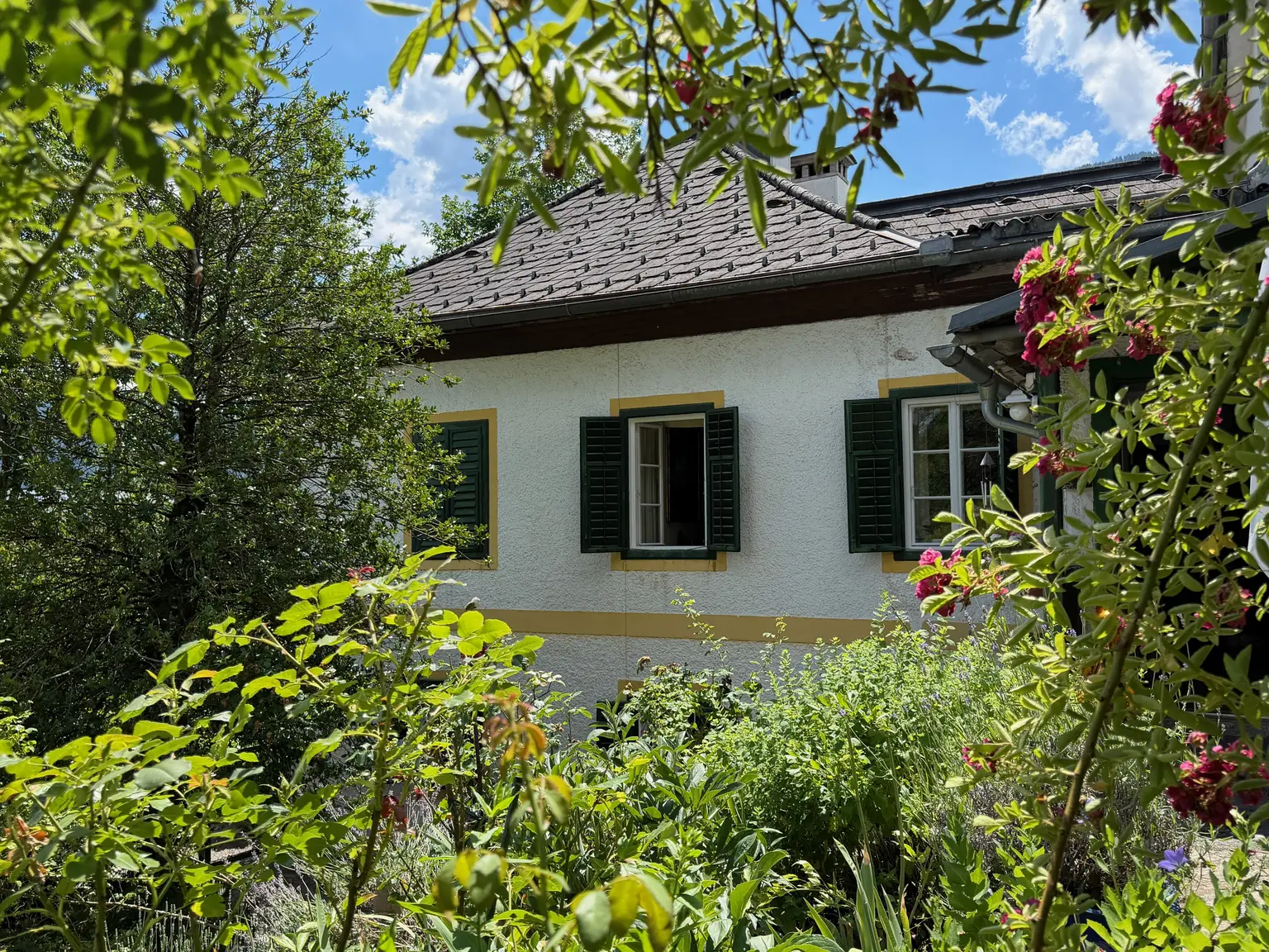 Grundstück mit historischem Bestand und Blick zum Siriuskogel – Potenzial für Villa oder Doppelhaus