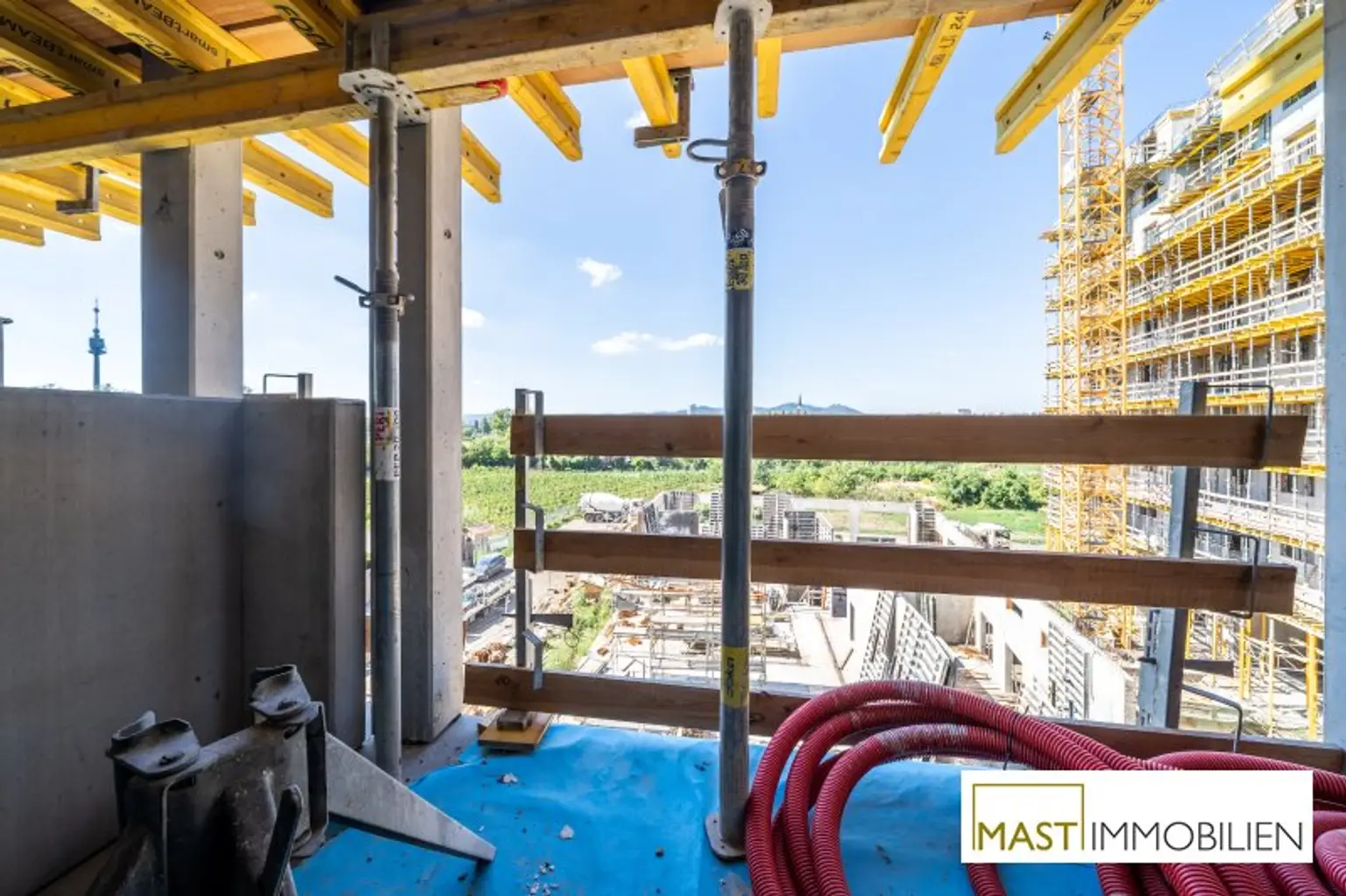 *An der Schanze* 2 Zimmer Wohnung mit 8qm Balkon