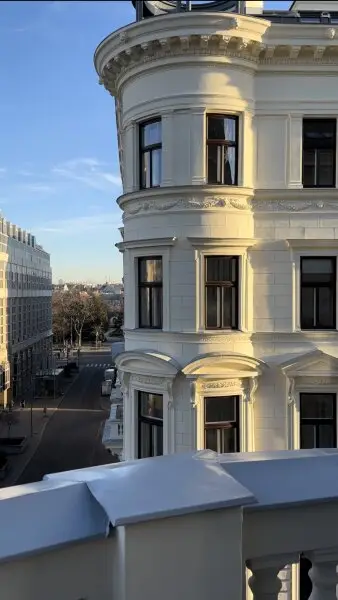 Einzigartige luxuriöse Wohnung im Palais