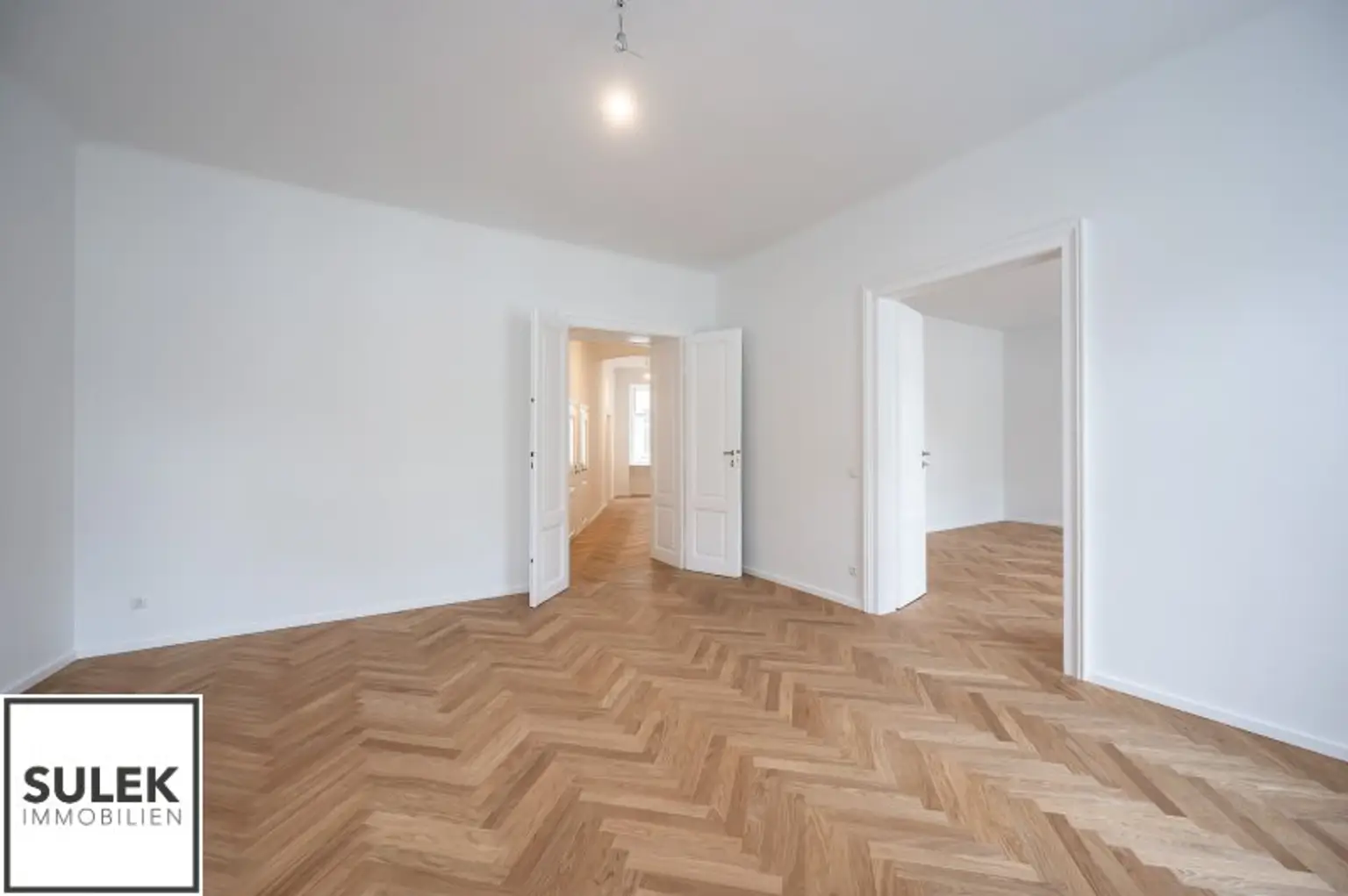 *** Fugbachgasse 7: Generalsanierte 3 Zimmer Altbauwohnung mit praktischem Grundriss und Balkon *** Nähe Augarten ***
