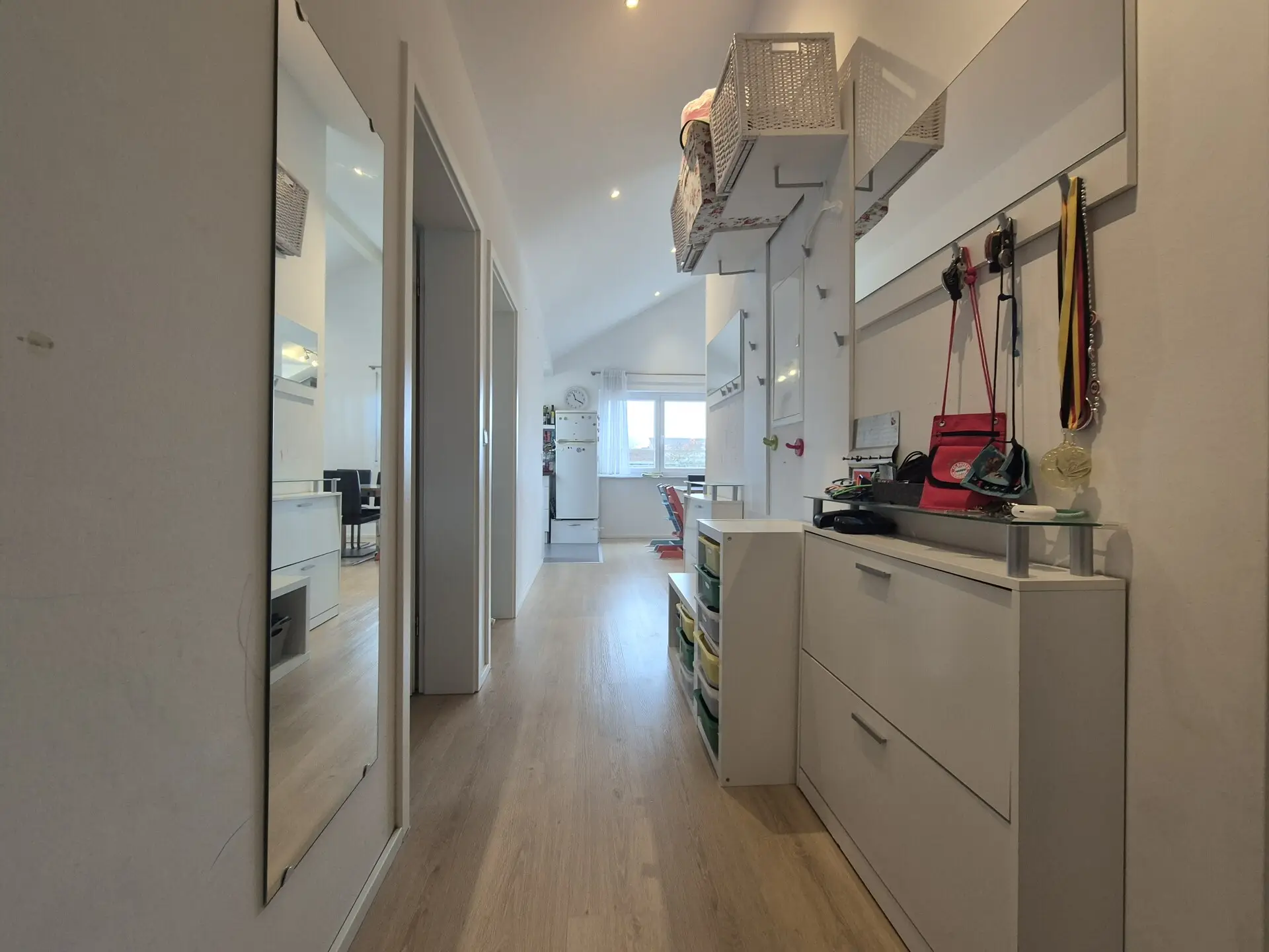 Flur Richtung Wohnzimmer