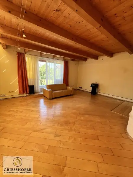 Photovoltaik und Solaranlage! Alles vorhanden und noch dazu ein wunderschönes neues Zuhause das auf Sie wartet belebt zu werden!