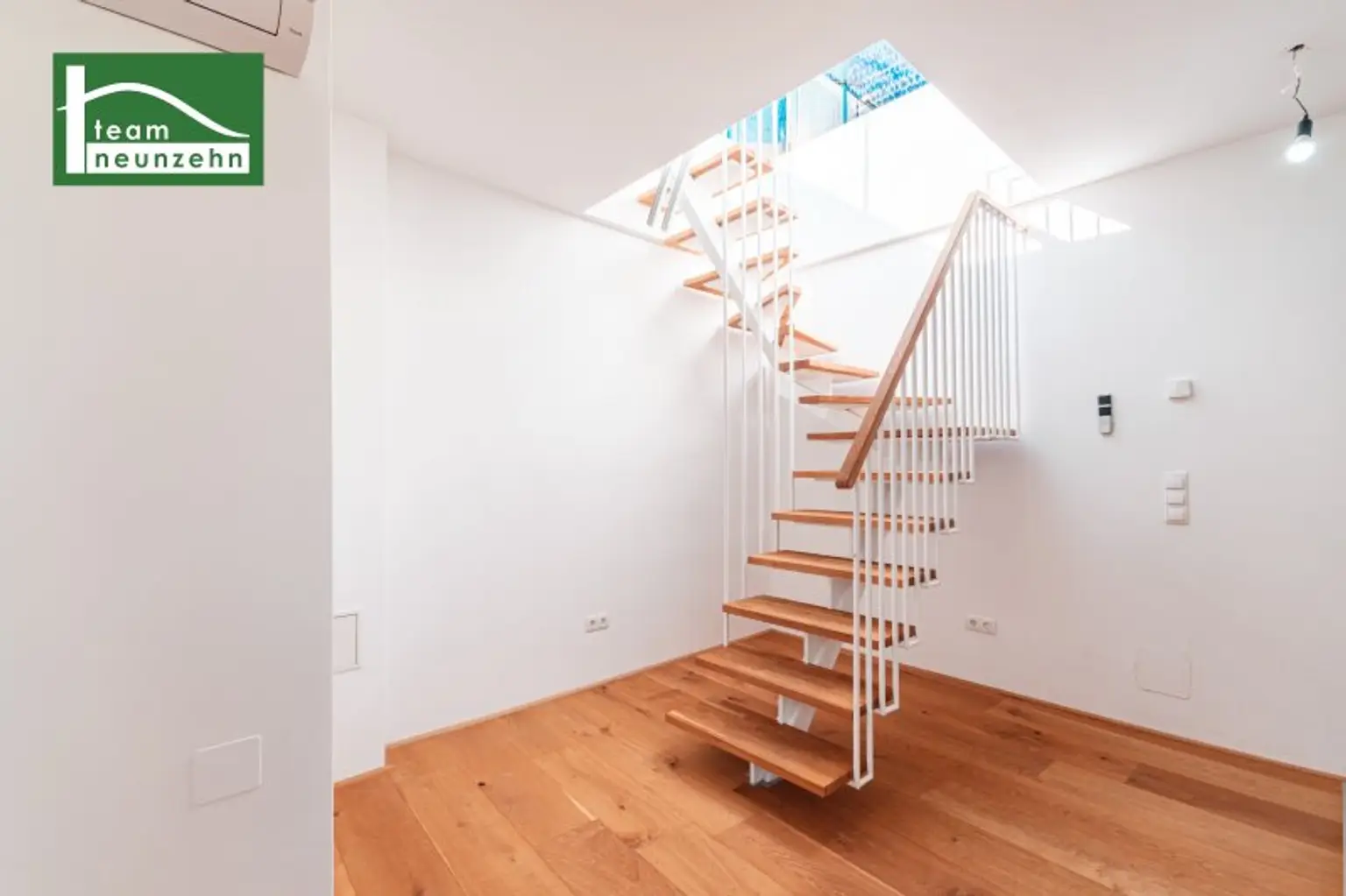 Maisonette mit Flair: 4-Zimmer-Wohnung mit Balkon & Dachterrasse in 1130 Wien!