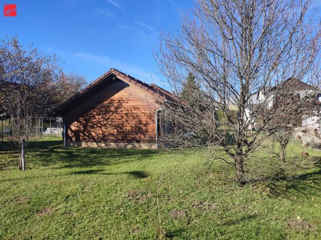 Sonniger Wohntraum auf großzügigem Grundstück!