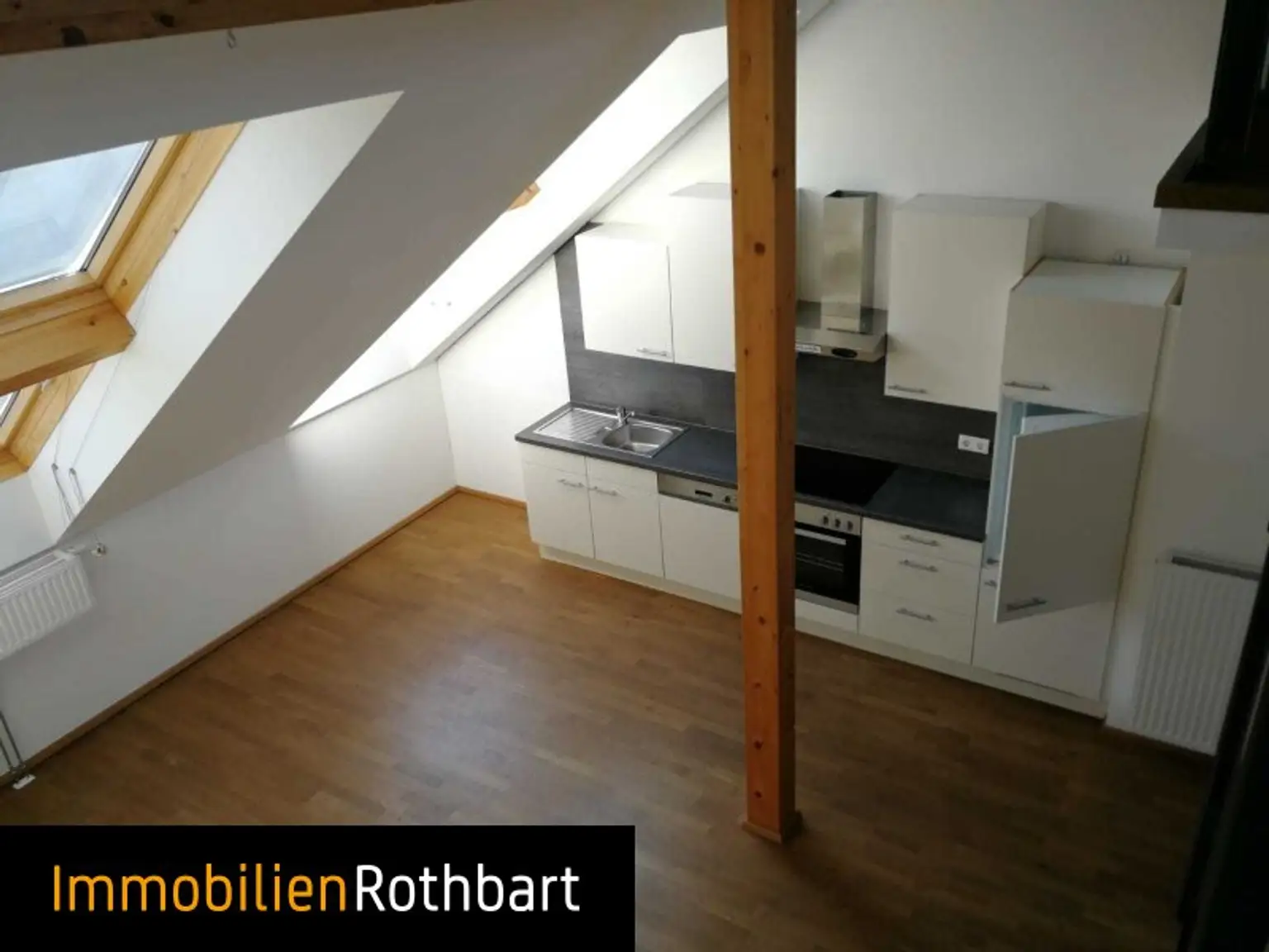 Dachgeschoßwohnung mit Galerie in bester Lage