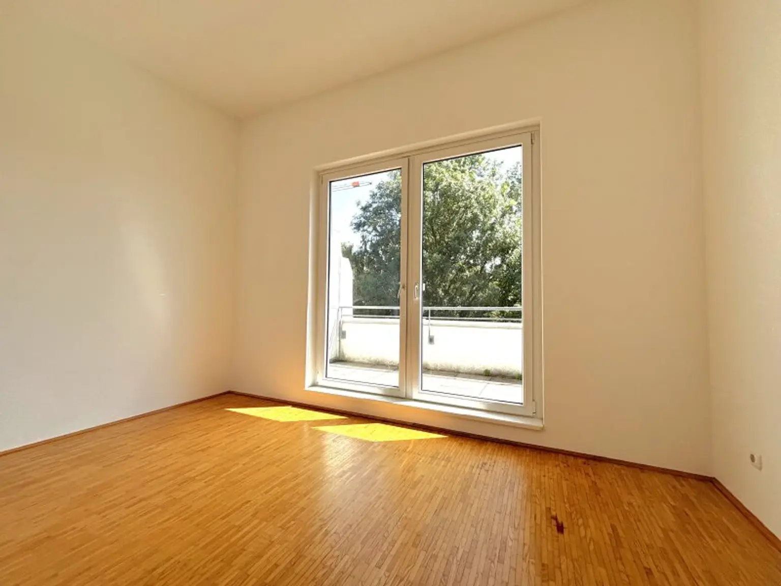 Barrierefreie 4 Zimmer Wohnung mit 2 Terrassen - heller, großzügiger Grundriss