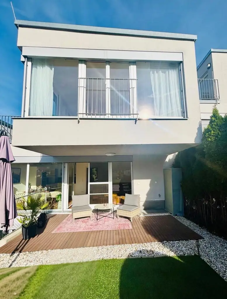 Modernes Reihenhaus mit Garten & Dachterrasse in sonniger Ruhelage