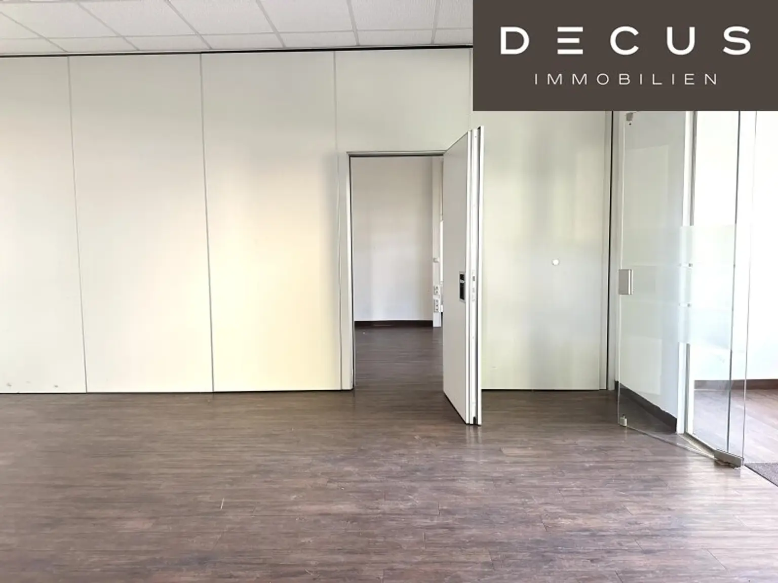+ + + INNENSTADT gekühlte Büro-/Schulungs-/Ausstellungsfläche + + + Nähe Hauptbahnhof + + +