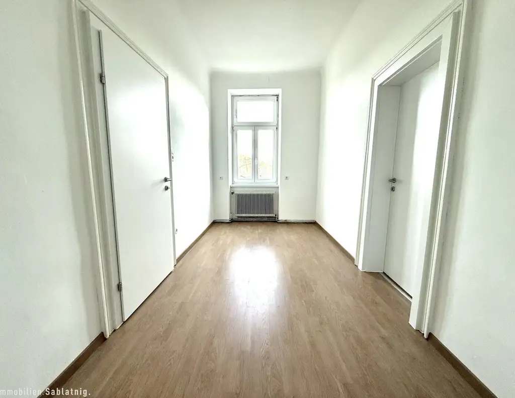 CHARMANTE ETAGENWOHNUNG! Modern, komfortabel & bestens angebunden!