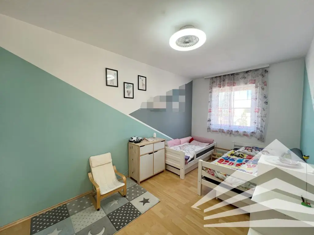 Großzügiges Eckreihenhaus mit Garten & Pool in toller Siedlungslage! 360° Rundgang online!