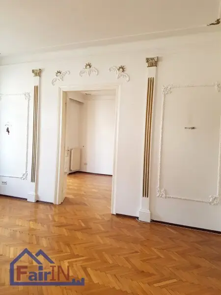 ***TOP LAGE***ALTBAU***ca.124 m² ***4-ZIMMER***NÄHE ROCHUSMARKT***
