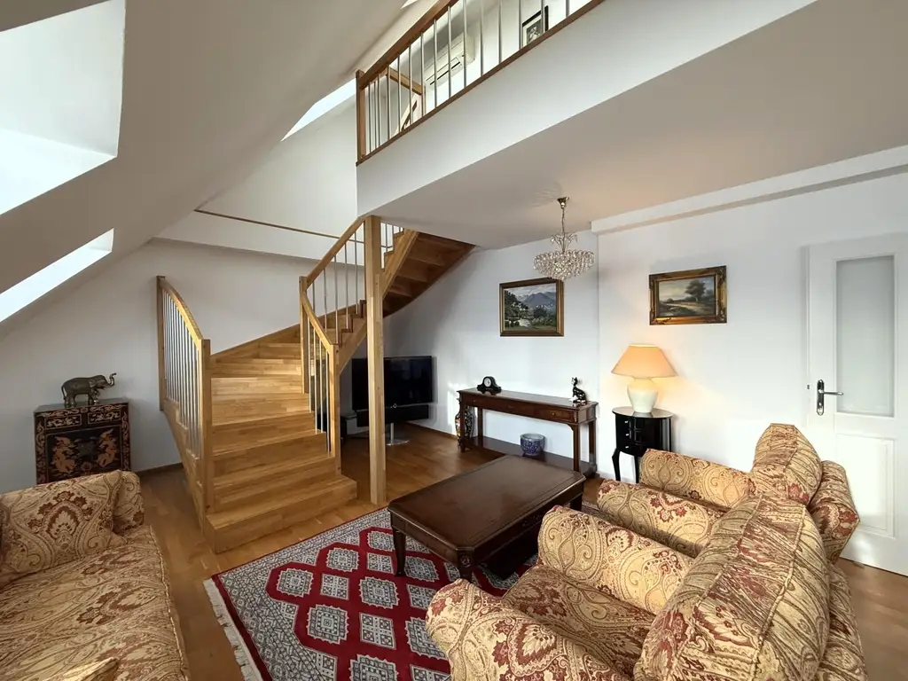 Terrassenmaisonette im Dritten, ein Juwel zum Einziehen // Terrace maisonette in the third (district), a gem to move into //