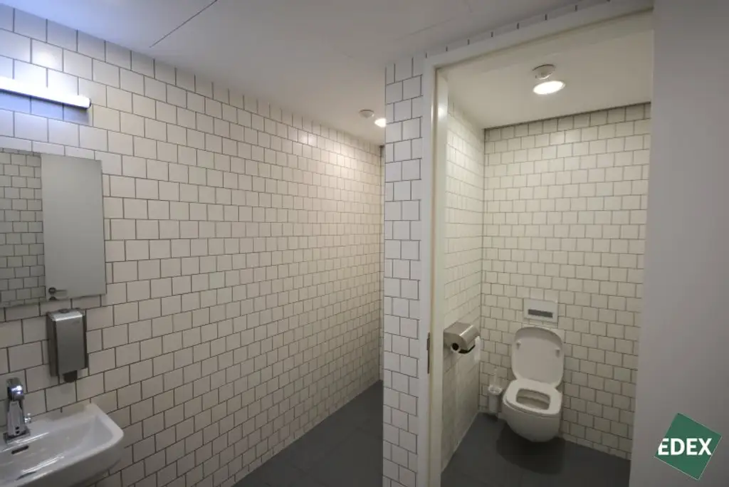 Modernes, hochwertiges Büro in 1010