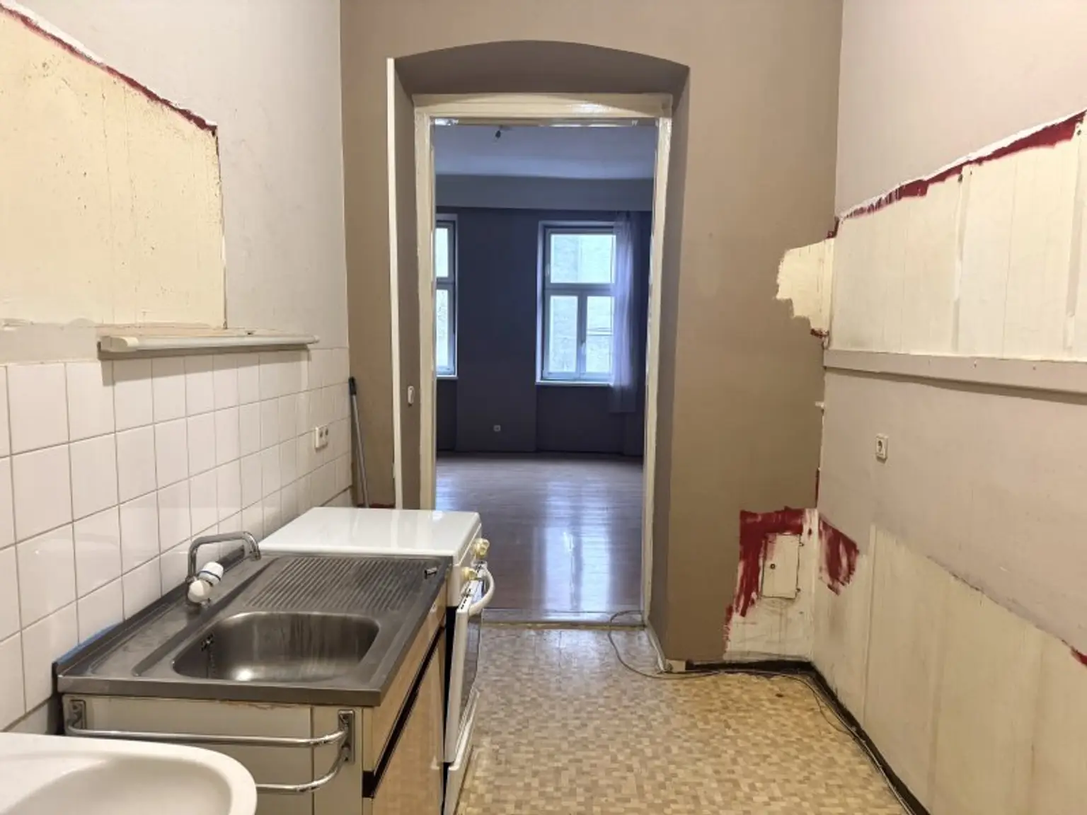 Vorzimmer und Küche