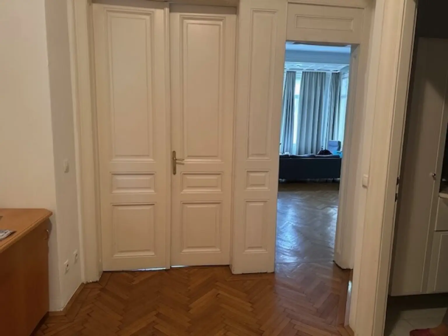 Charmante, möblierte Altbauwohnung - ideal für Studenten!
