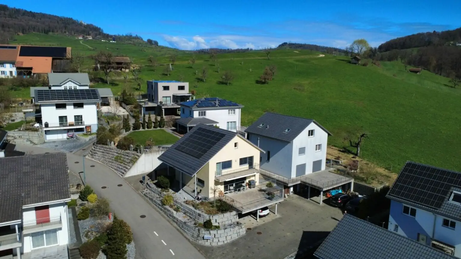 Einfamilienhaus mit Mega Volumen und Lift!