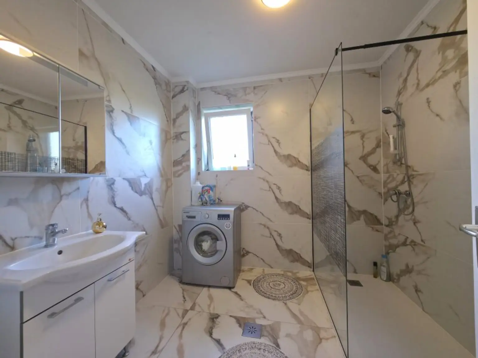 Badezimmer - EG