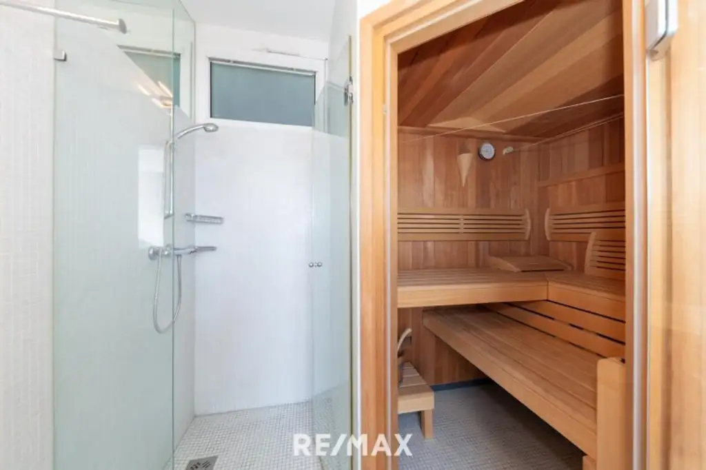 SCHAFBERG | PENTHOUSE | TERRASSEN UND DACHGARTEN | POOL | FERNBLICK