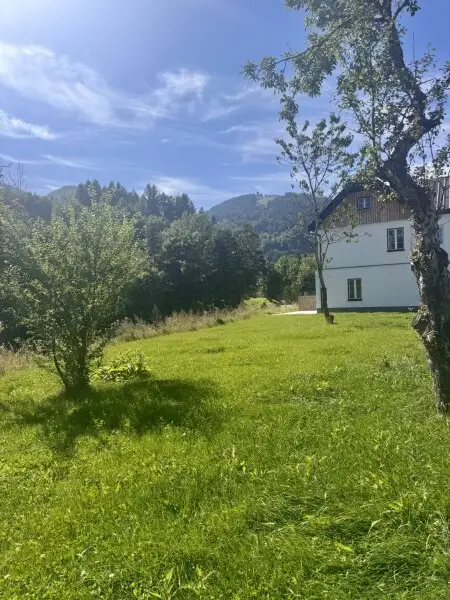 SEMMERING/GREIS - TOPSANIERTE GARTENWOHNUNG